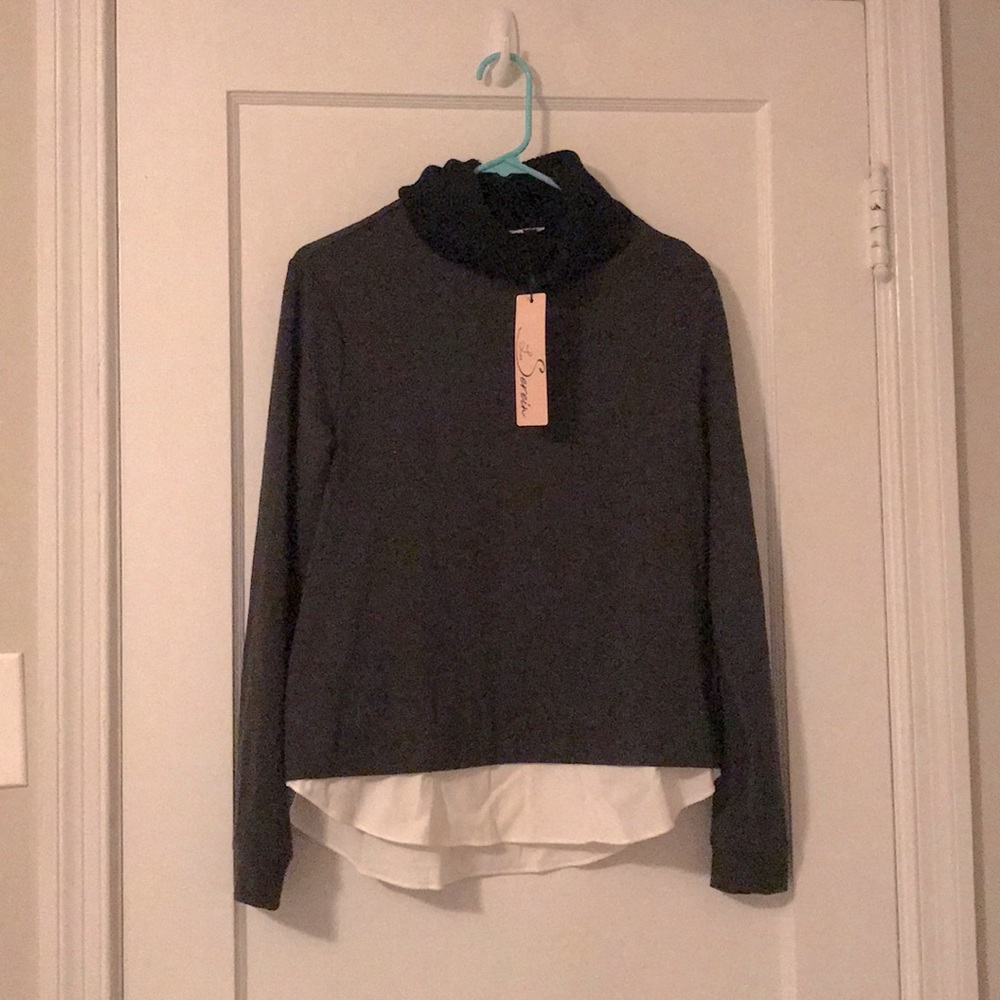 Mock neck long sleeve knit top